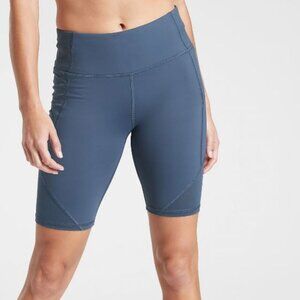 Athleta Contender 9" Short